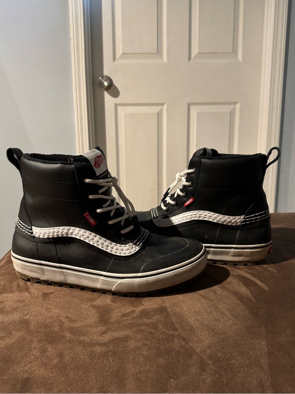 Vans Kids Black High-Top Lace-Up Winter Boots with White Stripe